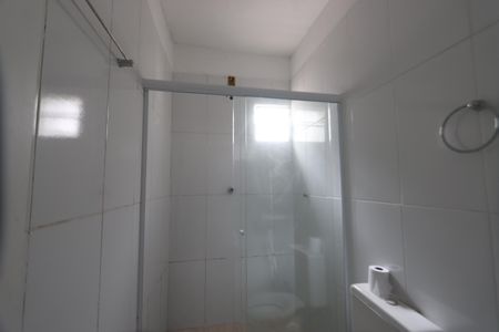 Banheiro da Suíte de casa à venda com 2 quartos, 125m² em Jardim Vila Formosa, São Paulo