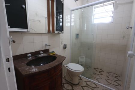 Casa para alugar com 125m², 2 quartos e 2 vagasBanheiro Social