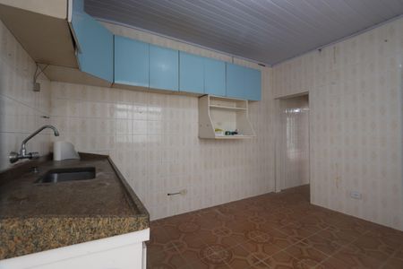 Casa para alugar com 125m², 2 quartos e 2 vagasCozinha