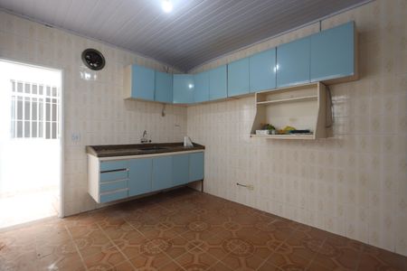 Casa para alugar com 125m², 2 quartos e 2 vagasCozinha