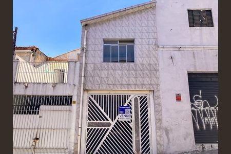 Casa à venda com 129m², 3 quartos e 1 vagaFachada