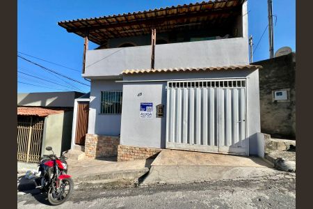 Casa para alugar com 80m², 3 quartos e 1 vagaFachada
