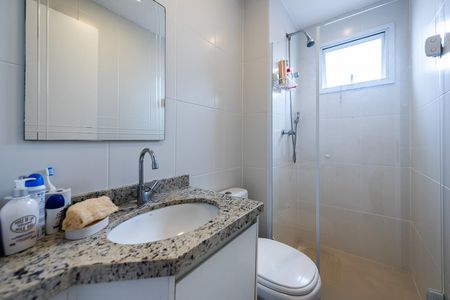 Apartamento para alugar com 66m², 2 quartos e 1 vaga Apartamento para alugar com 66m², 2 quartos e 1 vagaBanheiro da Suíte