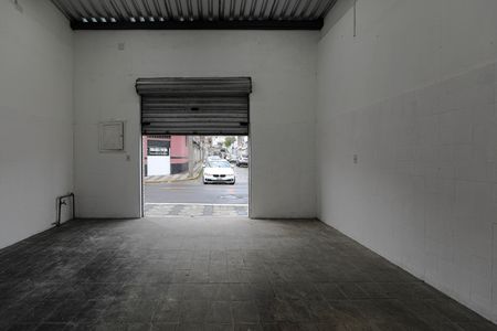 Casa para alugar com 1 quarto, 21m² em Centro, Mogi das Cruzes