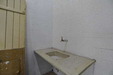 Casa para alugar com 1 quarto, 21m² em Centro, Mogi das Cruzes