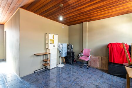 Casa à venda com 155m², 4 quartos e 2 vagasEscritório