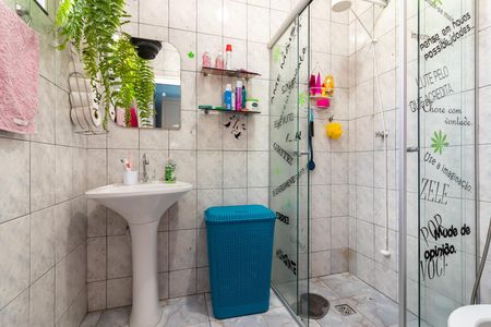 Casa à venda com 155m², 4 quartos e 2 vagasBanheiro da Suíte