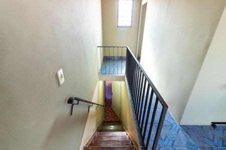 Casa à venda com 155m², 4 quartos e 2 vagasEscritório - Escada