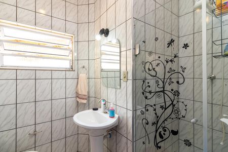 Casa à venda com 155m², 4 quartos e 2 vagasBanheiro 1