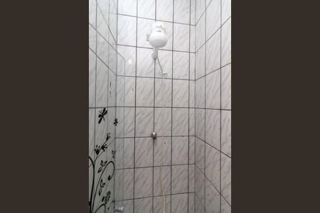 Casa à venda com 155m², 4 quartos e 2 vagasBanheiro 1