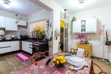 Casa à venda com 155m², 4 quartos e 2 vagasCopa