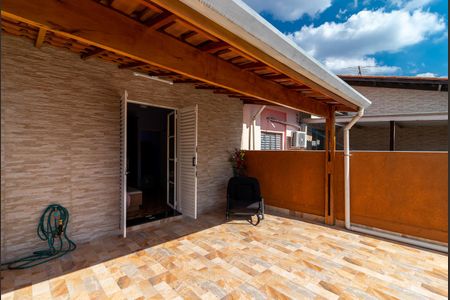 Casa à venda com 155m², 4 quartos e 2 vagasVaranda do Quarto 1