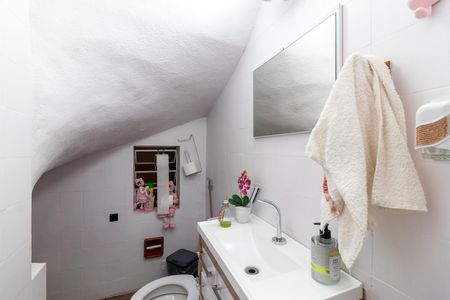 Casa à venda com 155m², 4 quartos e 2 vagasLavabo