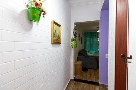 Casa à venda com 155m², 4 quartos e 2 vagasCorredor do Térreo