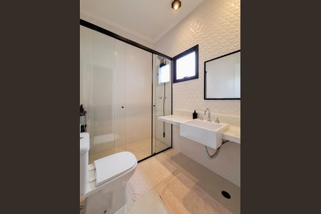 Casa à venda com 189m², 2 quartos e 3 vagasBanheiro da Suíte 2