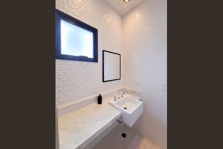 Casa à venda com 189m², 2 quartos e 3 vagasBanheiro da Suíte 2
