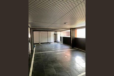 Apartamento à venda com 65m², 2 quartos e 1 vagaÁrea comum