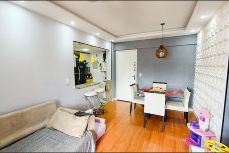 Apartamento à venda com 65m², 2 quartos e 1 vagaSala