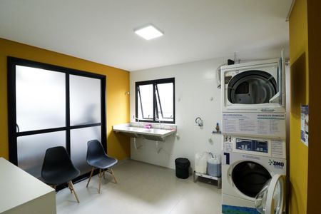 Apartamento à venda com 25m², 0 quarto e sem vaga Apartamento à venda com 25m², 0 quarto e sem vagaLavanderia