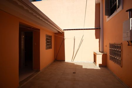 Quintal de casa à venda com 2 quartos, 100m² em Vila Mazzei, São Paulo