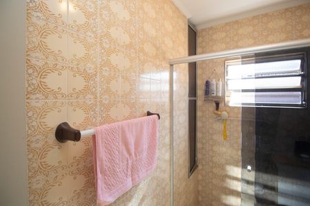 Casa à venda com 100m², 2 quartos e 1 vaga Casa à venda com 100m², 2 quartos e 1 vagaBanheiro social