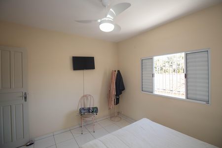 Casa à venda com 100m², 2 quartos e 1 vaga Casa à venda com 100m², 2 quartos e 1 vagaQuarto 1