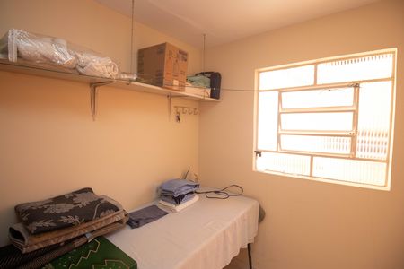 Casa à venda com 100m², 2 quartos e 1 vaga Casa à venda com 100m², 2 quartos e 1 vagaQuarto 3