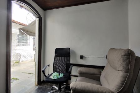 Casa de condomínio para alugar com 300m², 3 quartos e 1 vaga Casa de condomínio para alugar com 300m², 3 quartos e 1 vagaEscritório