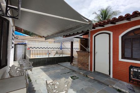 Casa de condomínio para alugar com 300m², 3 quartos e 1 vaga Casa de condomínio para alugar com 300m², 3 quartos e 1 vagaÁrea comum