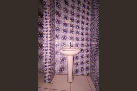 Casa para alugar com 60m², 2 quartos e sem vagaBanheiro