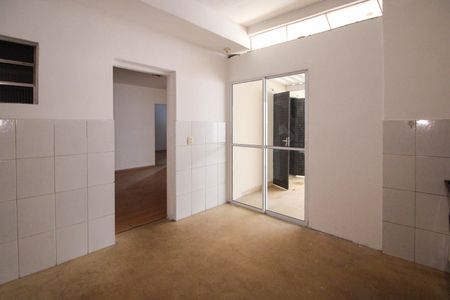 Casa para alugar com 60m², 2 quartos e sem vagaCozinha 