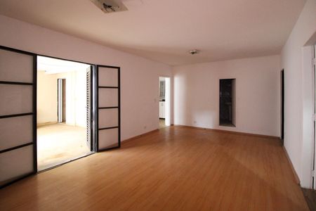 Sala de casa para alugar com 2 quartos, 60m² em Jardim Caboré, São Paulo