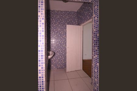 Casa para alugar com 60m², 2 quartos e sem vagaBanheiro