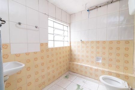 Banheiro de casa para alugar com 1 quarto, 70m² em Jardim Jaú (zona Leste), São Paulo