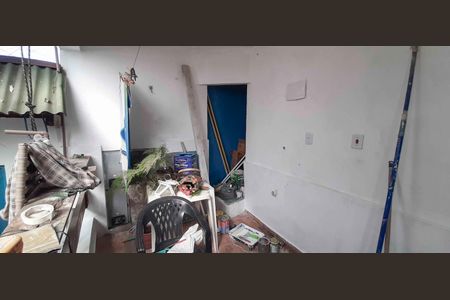 Varanda de casa para alugar com 2 quartos, 45m² em Jardim Elvira, Osasco