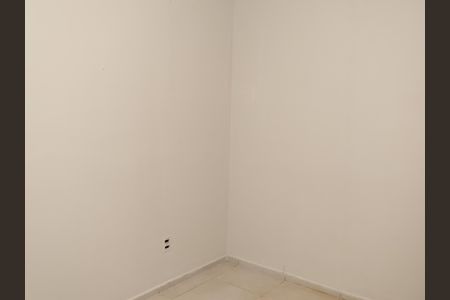 Quarto de apartamento à venda com 2 quartos, 62m² em Setor Morada do Sol, Goiânia