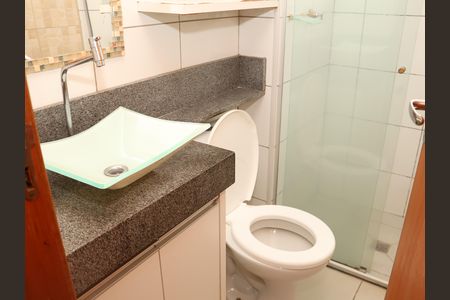 Apartamento à venda com 62m², 2 quartos e 1 vagaBanheiro social
