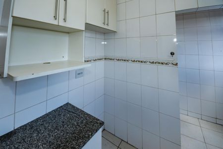 Apartamento à venda com 60m², 2 quartos e 2 vagasCozinha