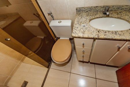 Apartamento à venda com 60m², 2 quartos e 2 vagasBanheiro Social