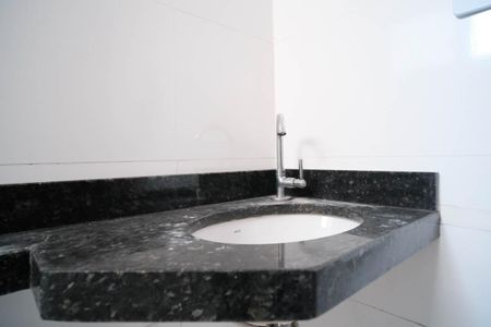 Apartamento à venda com 56m², 2 quartos e sem vagaBanheiro Social