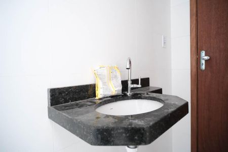 Apartamento à venda com 56m², 2 quartos e sem vagaBanheiro da Suíte 