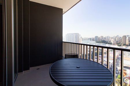 Varanda de kitnet/studio para alugar com 1 quarto, 24m² em Perdizes, São Paulo