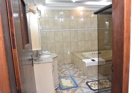 Casa para alugar com 800m², 5 quartos e 13 vagas Casa para alugar com 800m², 5 quartos e 13 vagasBanheiro da suíte 2