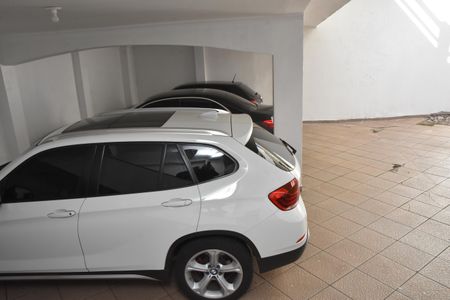 Casa para alugar com 800m², 5 quartos e 13 vagas Casa para alugar com 800m², 5 quartos e 13 vagasgaragem