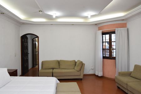 Casa para alugar com 800m², 5 quartos e 13 vagas Casa para alugar com 800m², 5 quartos e 13 vagasSuíte 2