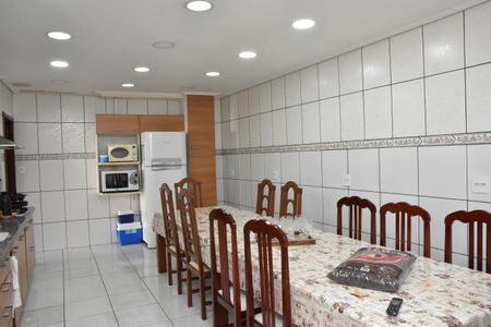 Casa para alugar com 800m², 5 quartos e 13 vagas Casa para alugar com 800m², 5 quartos e 13 vagasCozinha