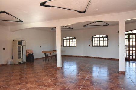 Casa para alugar com 800m², 5 quartos e 13 vagas Casa para alugar com 800m², 5 quartos e 13 vagasÁrea comum