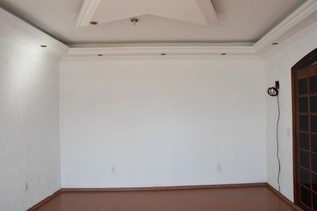 Casa para alugar com 800m², 5 quartos e 13 vagas Casa para alugar com 800m², 5 quartos e 13 vagasSala de jantar