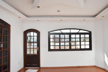 Casa para alugar com 800m², 5 quartos e 13 vagas Casa para alugar com 800m², 5 quartos e 13 vagasSala