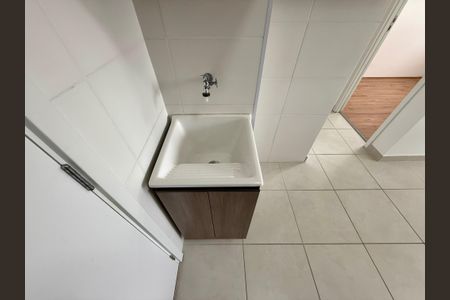 Apartamento para alugar com 32m², 2 quartos e sem vaga Apartamento para alugar com 32m², 2 quartos e sem vagaÁrea de Serviço